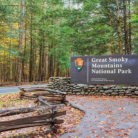 Saddle Ridge Villa Gatlinburg Dış mekan fotoğraf